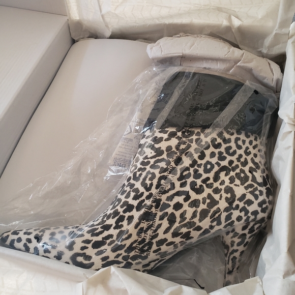 Marc Fisher LTD Fifily Pointed Calf Hair Booties - Picture 3 of 9